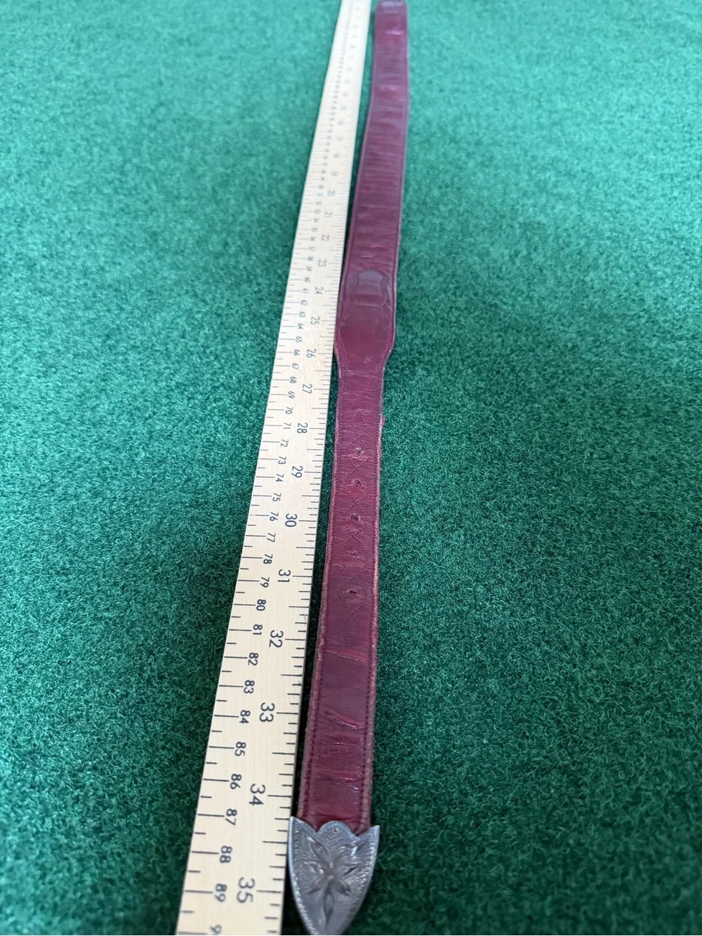 Men's Leather Western-Style Belt in Burgundy